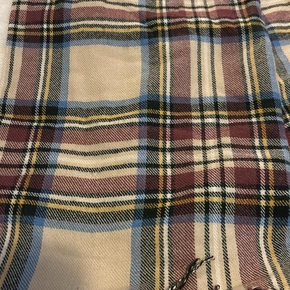 Oversized Scarf/Shawl - Picture 2 of 5